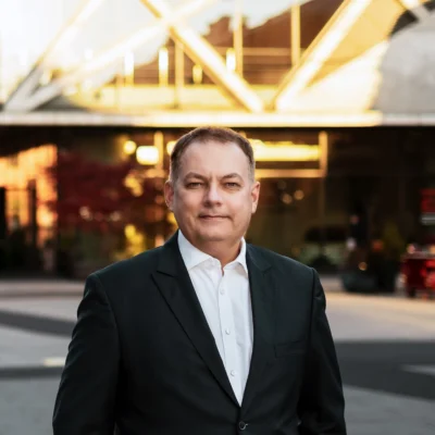 Mikołaj Sarrach - absolwent Executive MBA, Francuski Instytut Zarządzania